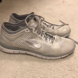 Nike Free 4.0 White size 8